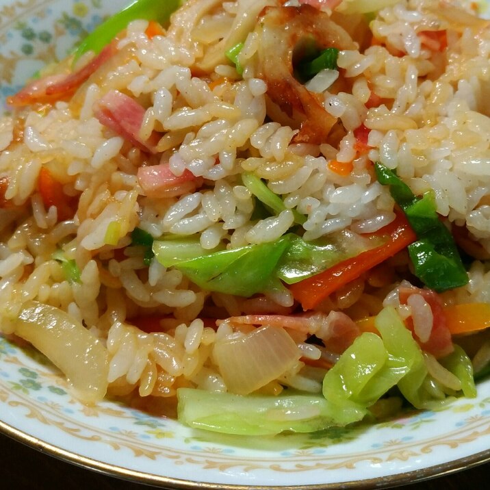 キャベツタップリの卵無し炒飯 レシピ 作り方 By Ururun60 楽天レシピ キャベツタップリの卵無し炒飯 レシピ 作り方 By Ururun60 楽天レシピ